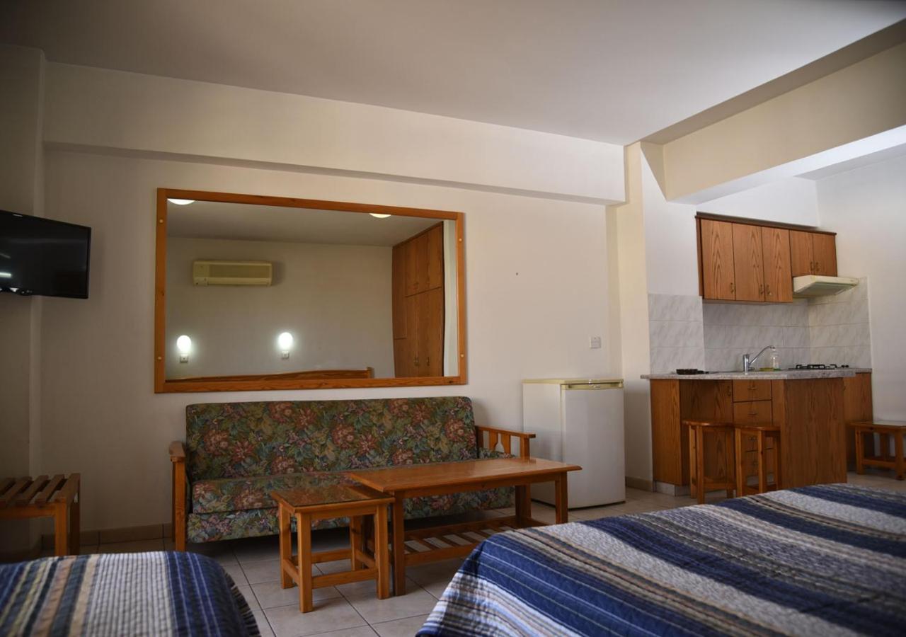 Elysso Apartments Λάρνακα Εξωτερικό φωτογραφία